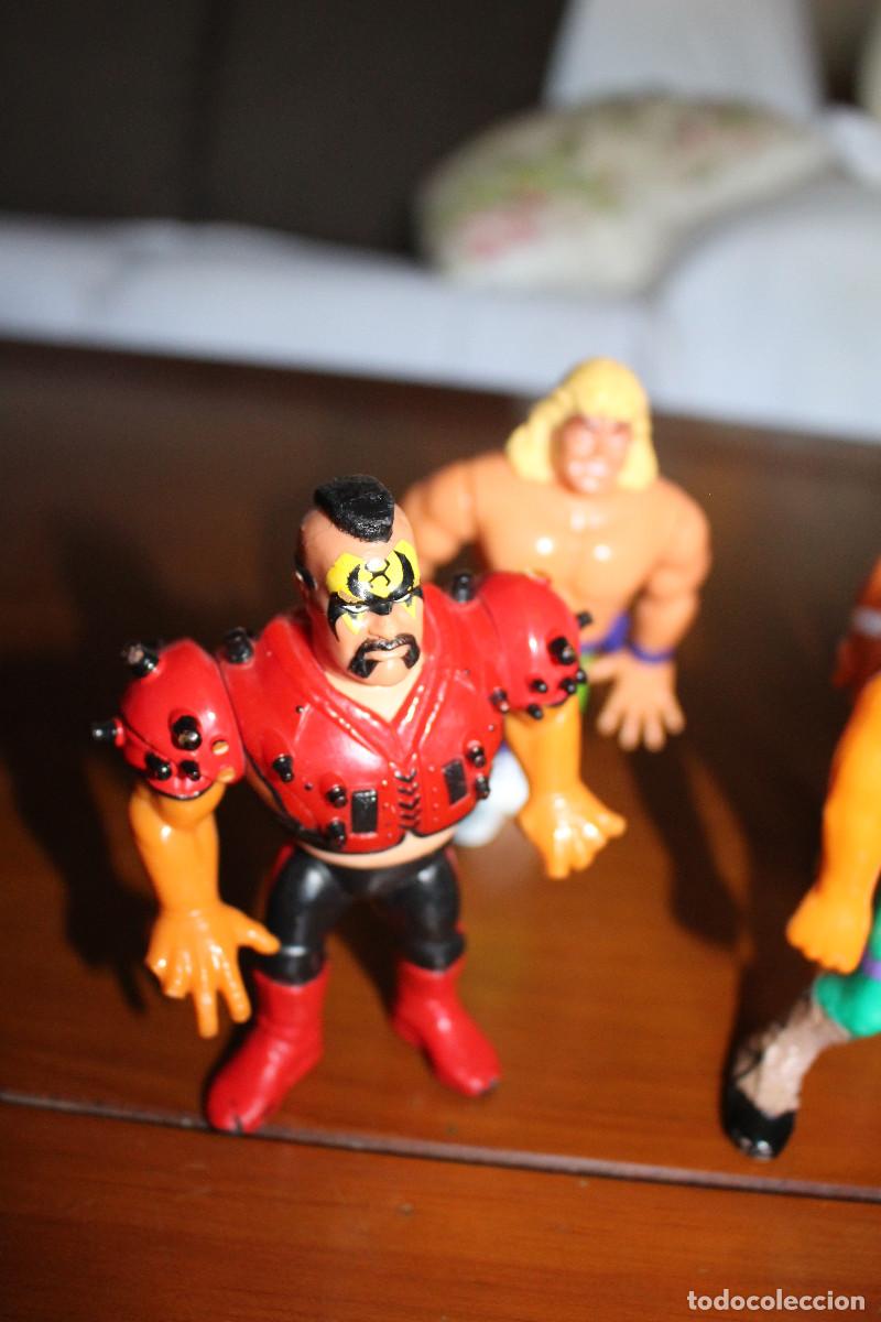 Figuras de goma y PVC: Lote de 6 figuras de Pressing catch - Foto 2