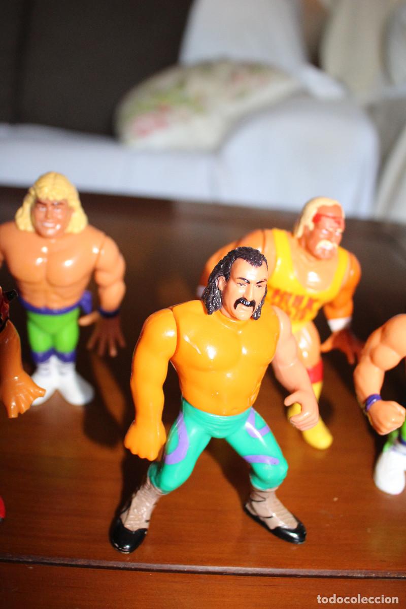 Figuras de goma y PVC: Lote de 6 figuras de Pressing catch - Foto 3
