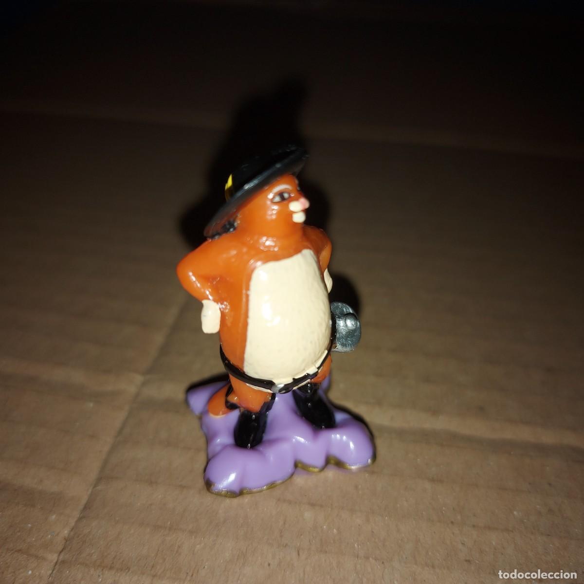 Figuras de goma Kinder: FIGURA KINDER, EL GATO CON BOTAS, SHREK
