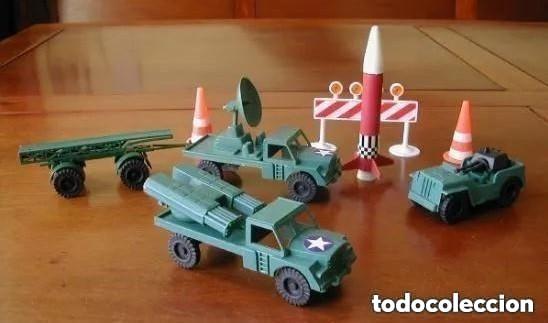 Figuras de goma y PVC: VEHICULOS MILITARES - TAMA&Ntilde;O GRANDE - SIN MARCA