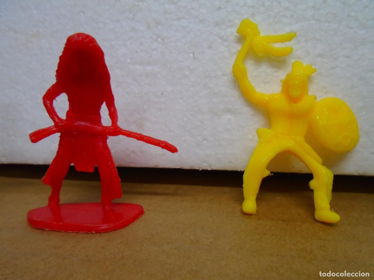 Figuras de goma y PVC: FIGURAS INDIOS PVC PLASTICO,SIN MARCA. - Foto 3