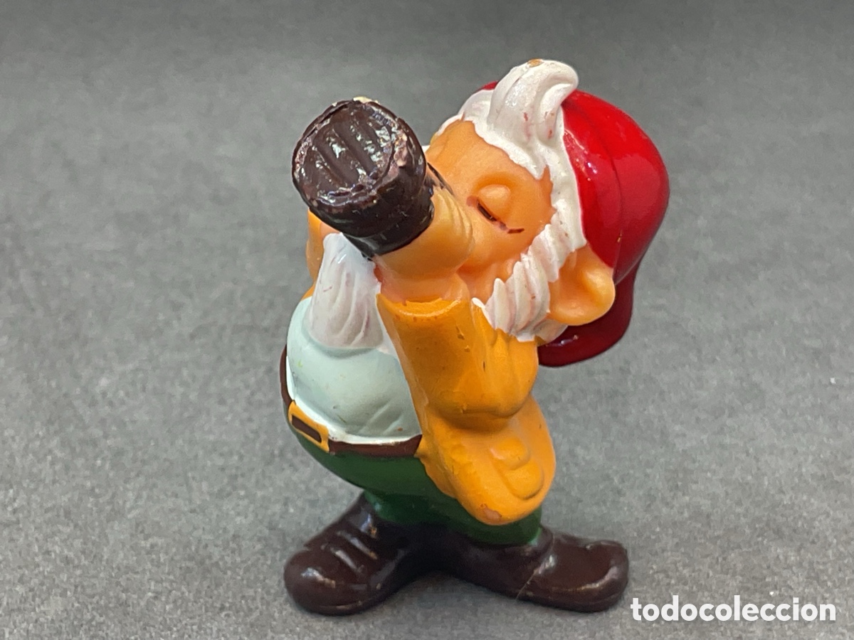 Figuras de goma Kinder: Figurita Kinder Sorpresa de Gnomo Bebedor. A&ntilde;o 1992
