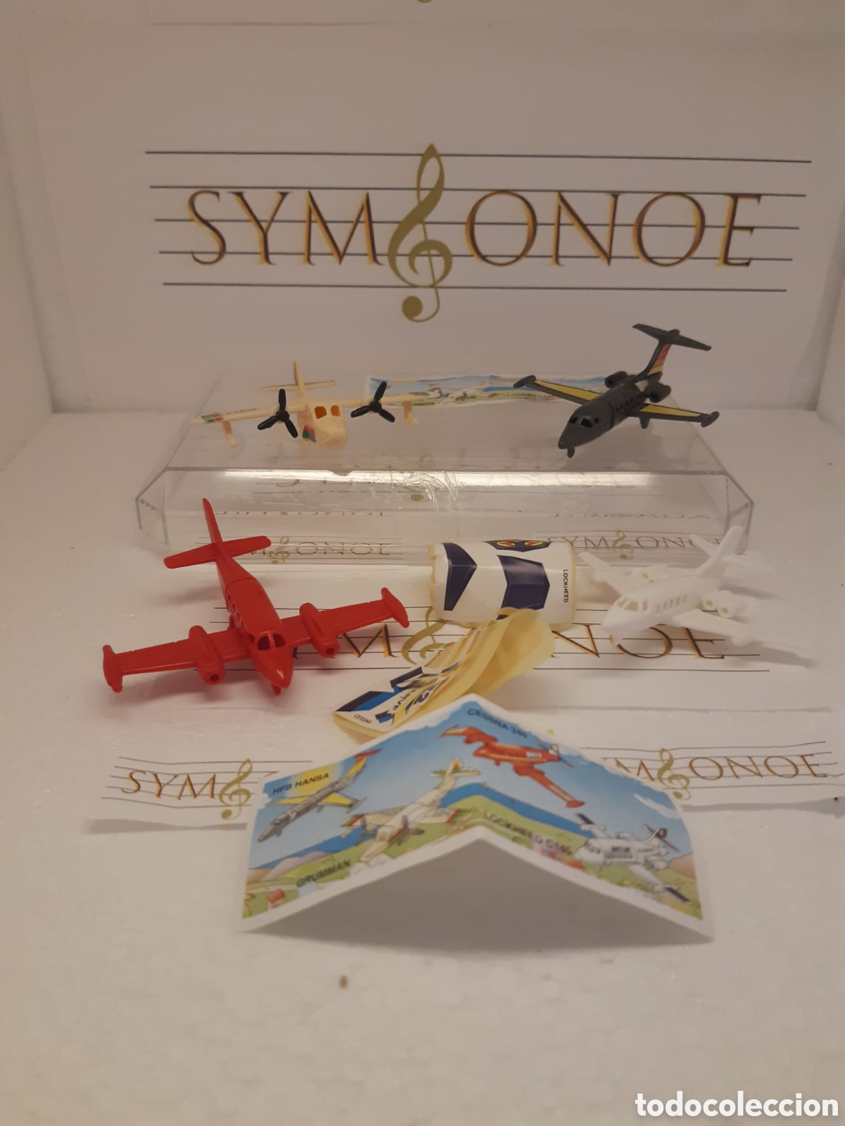 Figuras de goma Kinder: Serie completa kinder sorpresa k94 avi&oacute;n pasajeros