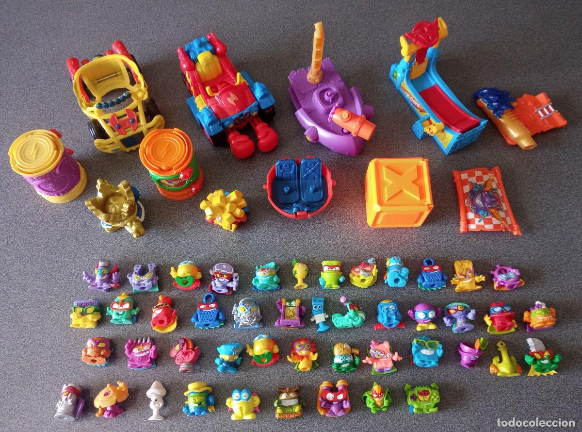 Figuras de goma y PVC: Lote Superthings complementos