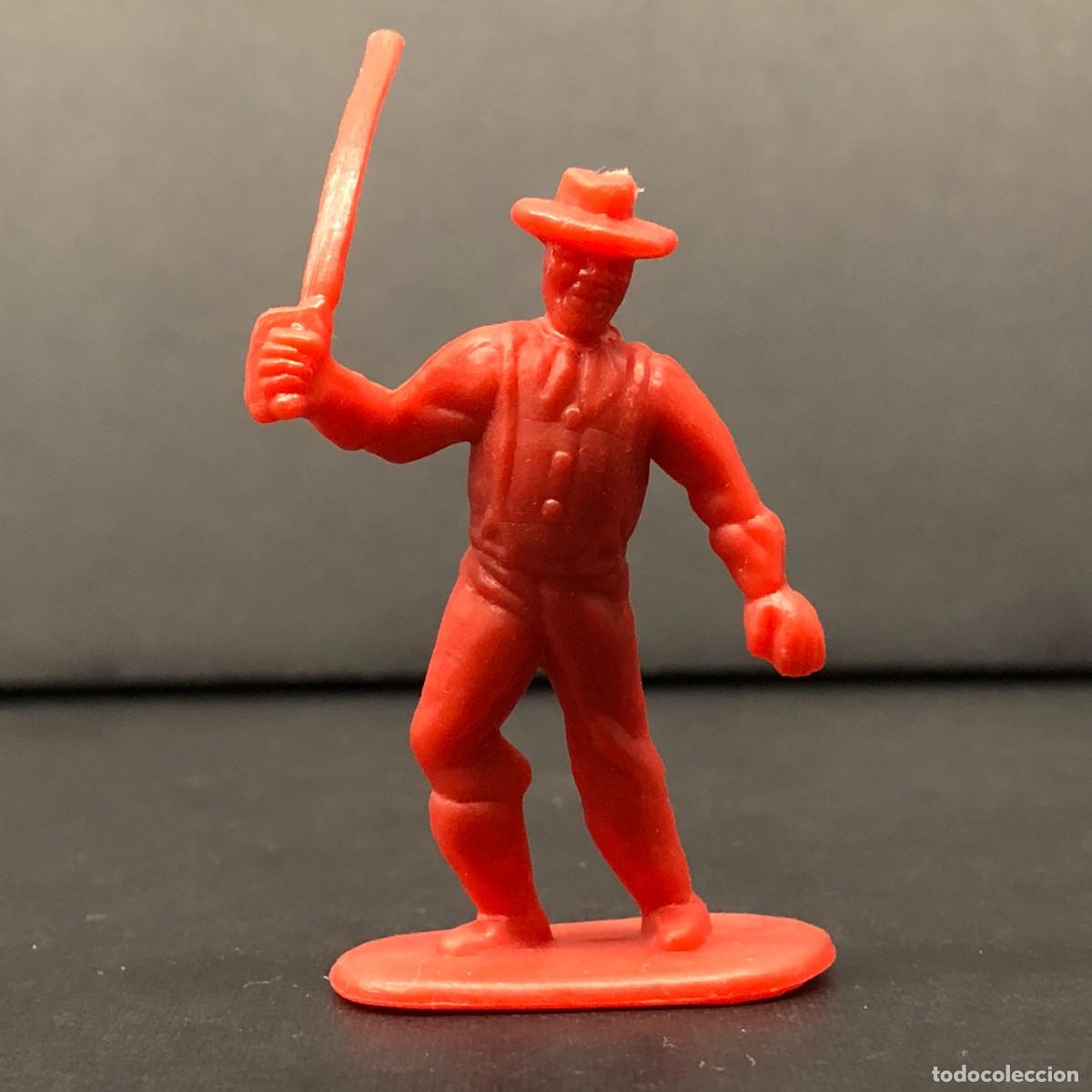 Figuras de goma y PVC: FIGURA DE PVC - VAQUERO CON ESPADA - DE PL&Aacute;STICO - FIGURAS DEL OESTE - 6,5 X 3 CM / 88