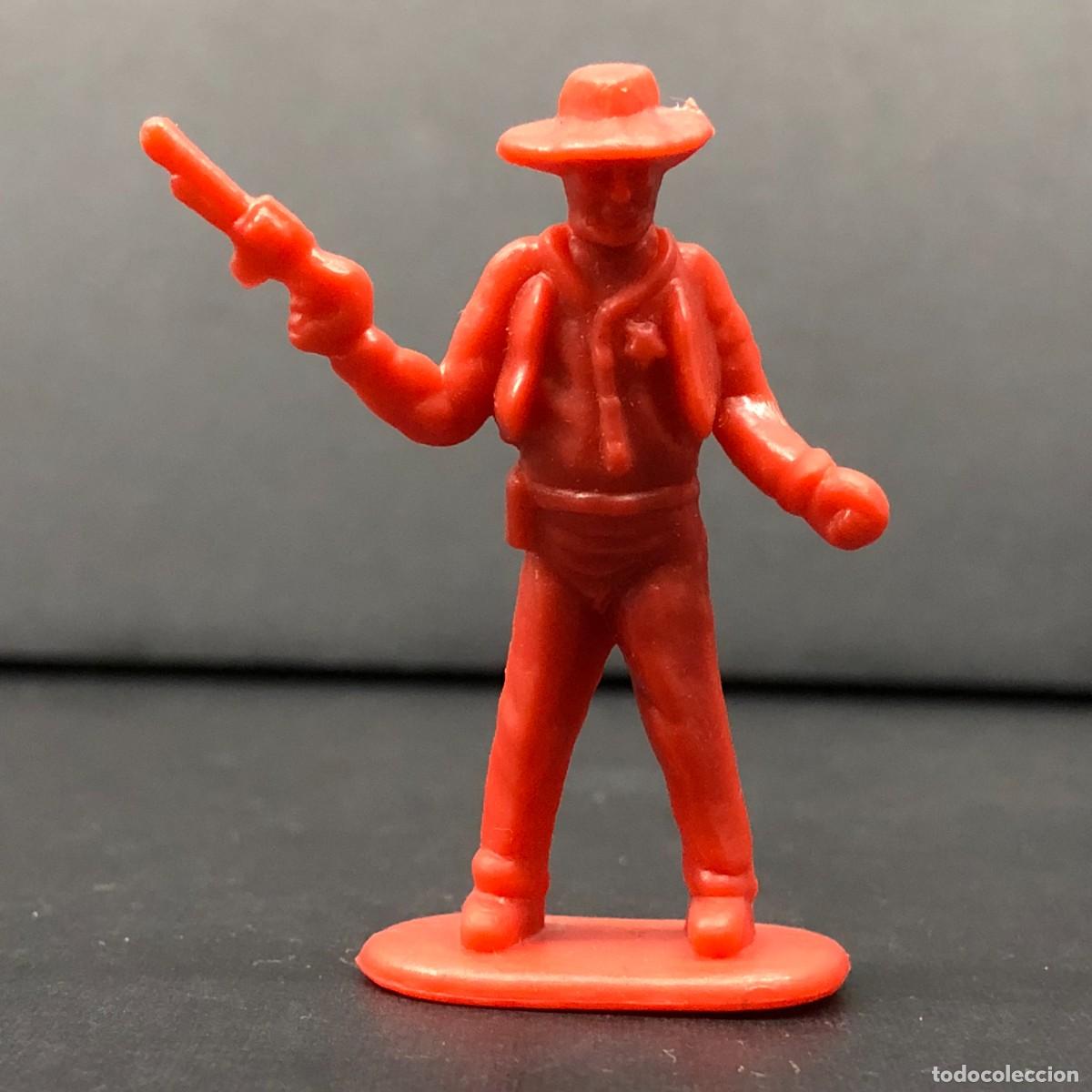 Figuras de goma y PVC: FIGURA DE PVC - VAQUERO CON RIFLE - DE PL&Aacute;STICO - FIGURAS DEL OESTE - 5,5 X 3 CM / 89