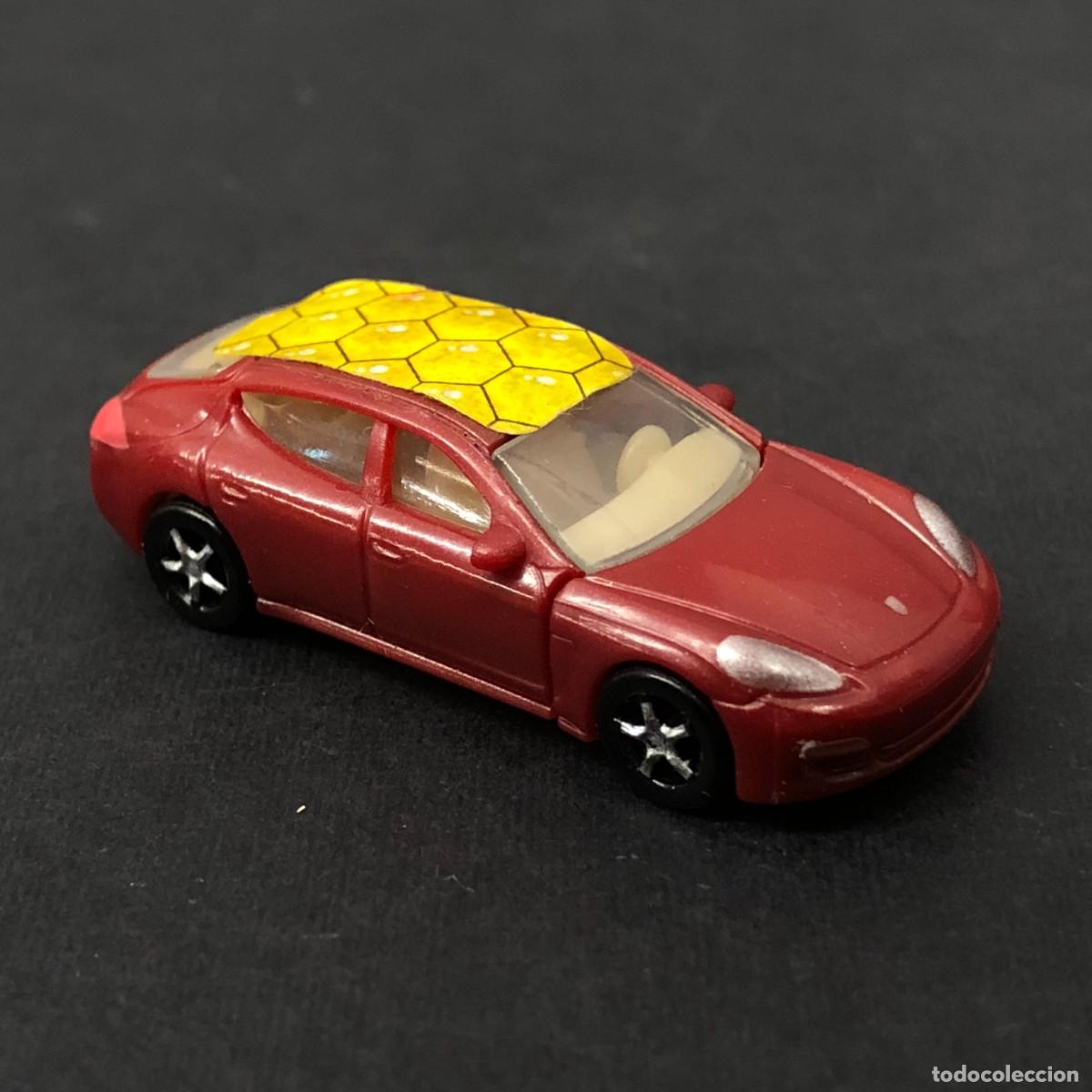 Figuras de goma Kinder: COCHE DE JUGUETE - PORSCHE AG - KINDER SORPRESA - 4,5 X 2 CM / 99