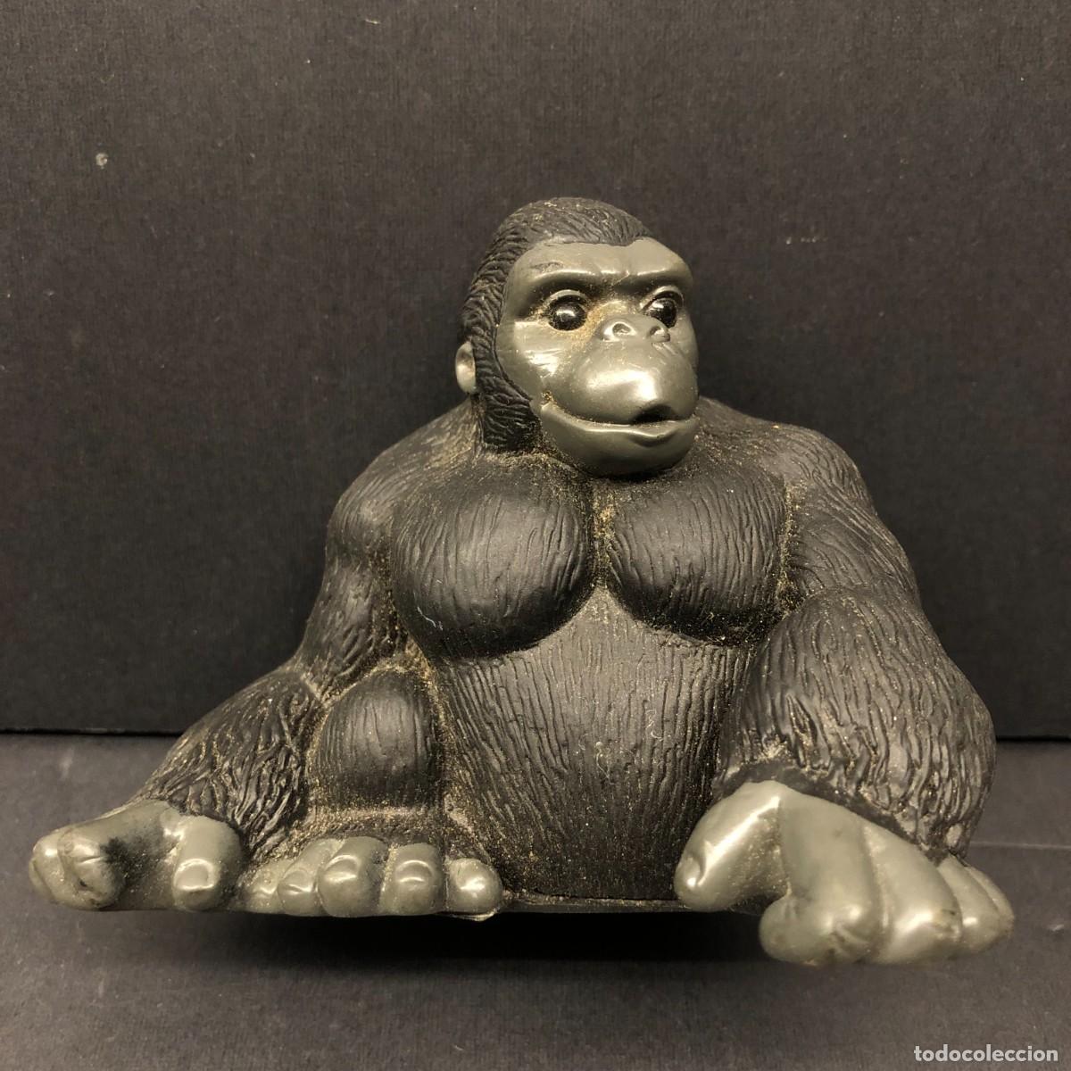 Figuras de goma y PVC: FIGURA DE PVC - GORILA MIGHTY JOE YOUNG - DISNEY - 8 X 9,5 CM / 161
