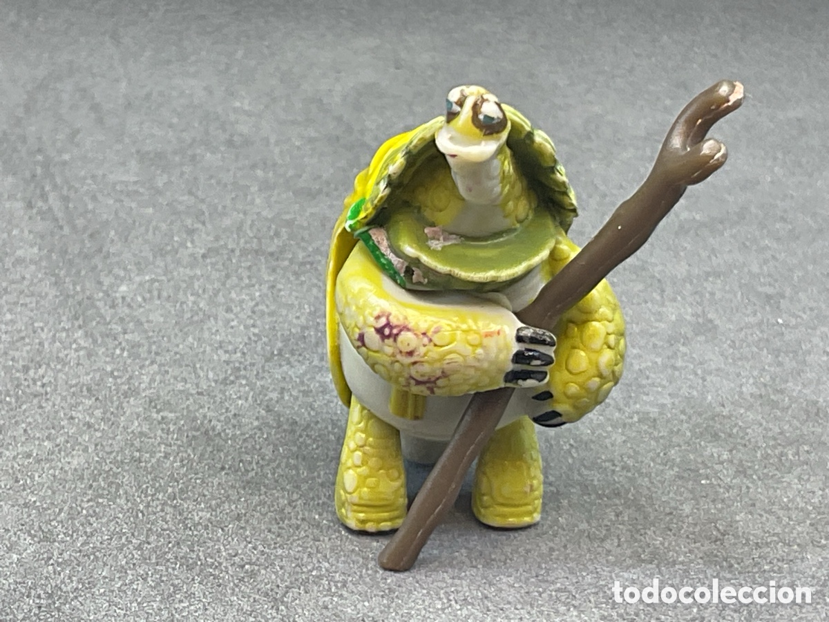 Figuras de goma Kinder: Figurita Kinder del Gran Maestro Oogway de la Pel&iacute;cula Kung Fu Panda . A&ntilde;o 2008