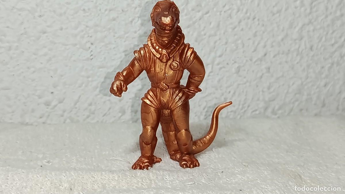 Figuras de goma y PVC: YOLANDA : ANTIGUA FIGURA DE GOMA DINOSAUCERS