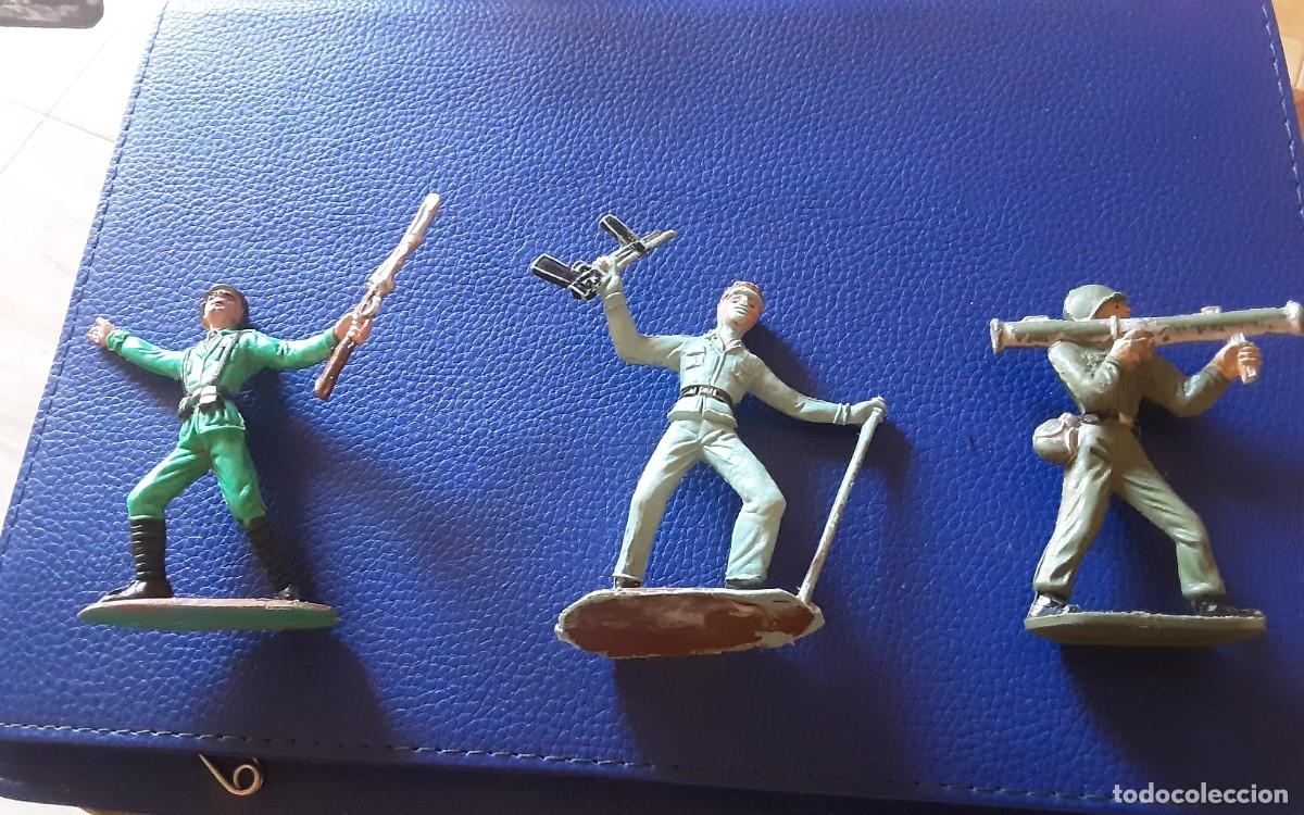 Figuras de goma y PVC: Soldados del mundo comansi