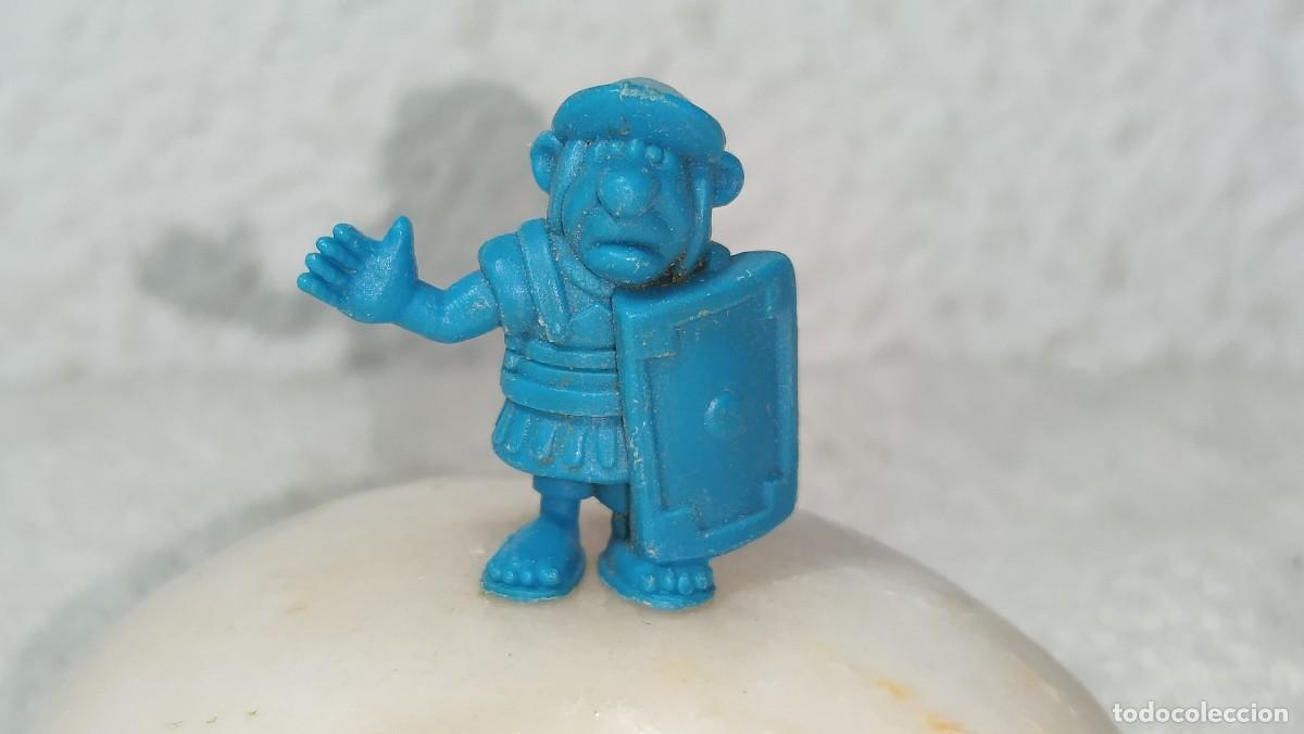 Figuras de goma y PVC: DUNKIN : ANTIGUA FIGURA ASTERIX Y OBELIX - SOLDADO ROMANO - DARGAUD A&Ntilde;OS 70