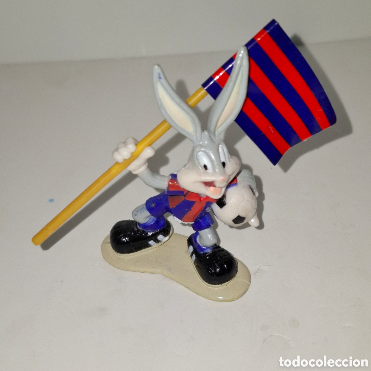 Figuras de goma y PVC: CONEJO BUGS BUNNY FIGURA DE PVC STAR TOYS FUTBOL CLUB BARCELONA A&Ntilde;OS 90