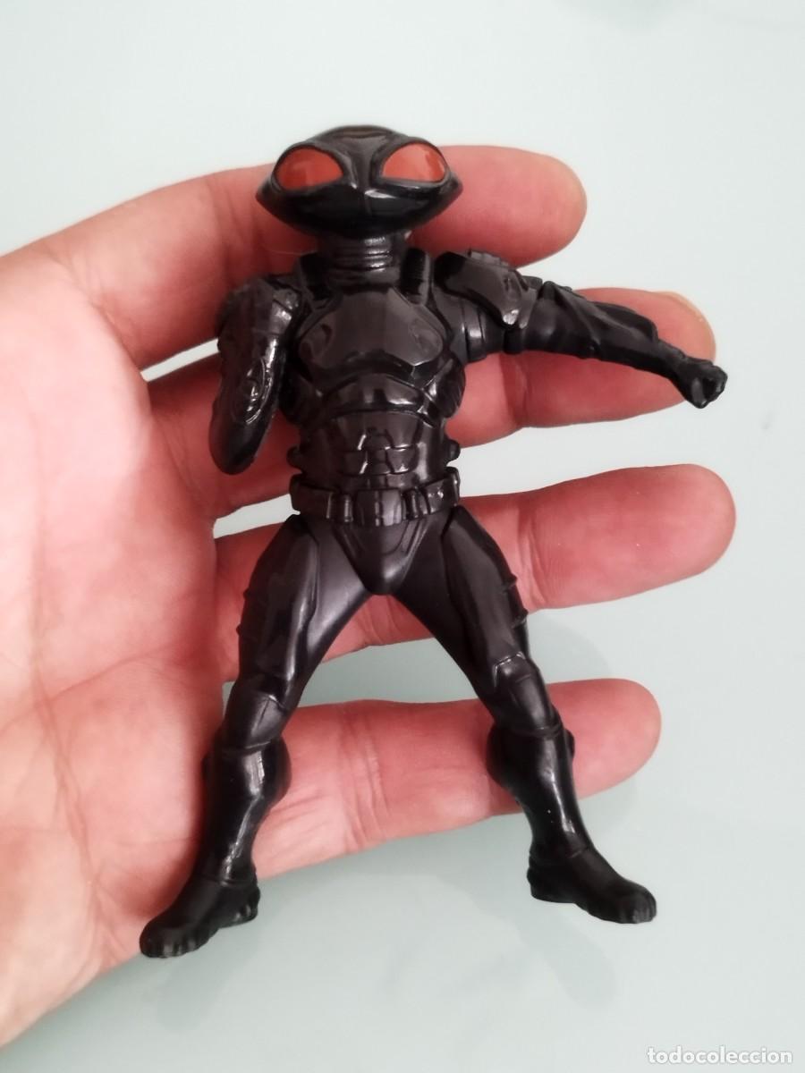 Figuras de goma y PVC: Figura de acci&oacute;n de Black Manta (Manta Negra).