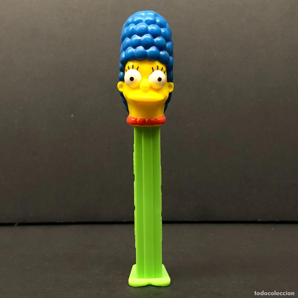 Figuras de goma y PVC dispensador PEZ: FIGURA DE PVC - DISPENSADOR DE CARAMELOS PEZ - MARGE SIMPSON - LOS SIMPSON - 13 X 2 CM / 197