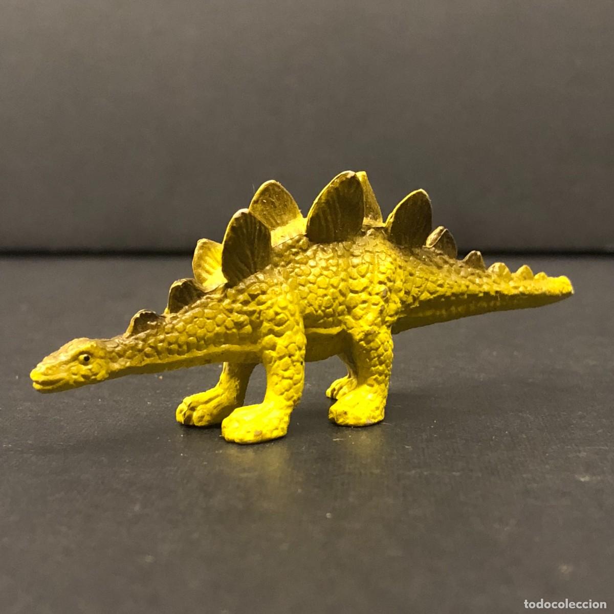 Figuras de goma y PVC: FIGURA DE PVC - ESTEGOSAURIO - DINOSAURIO - 8 X 3 CM / 217
