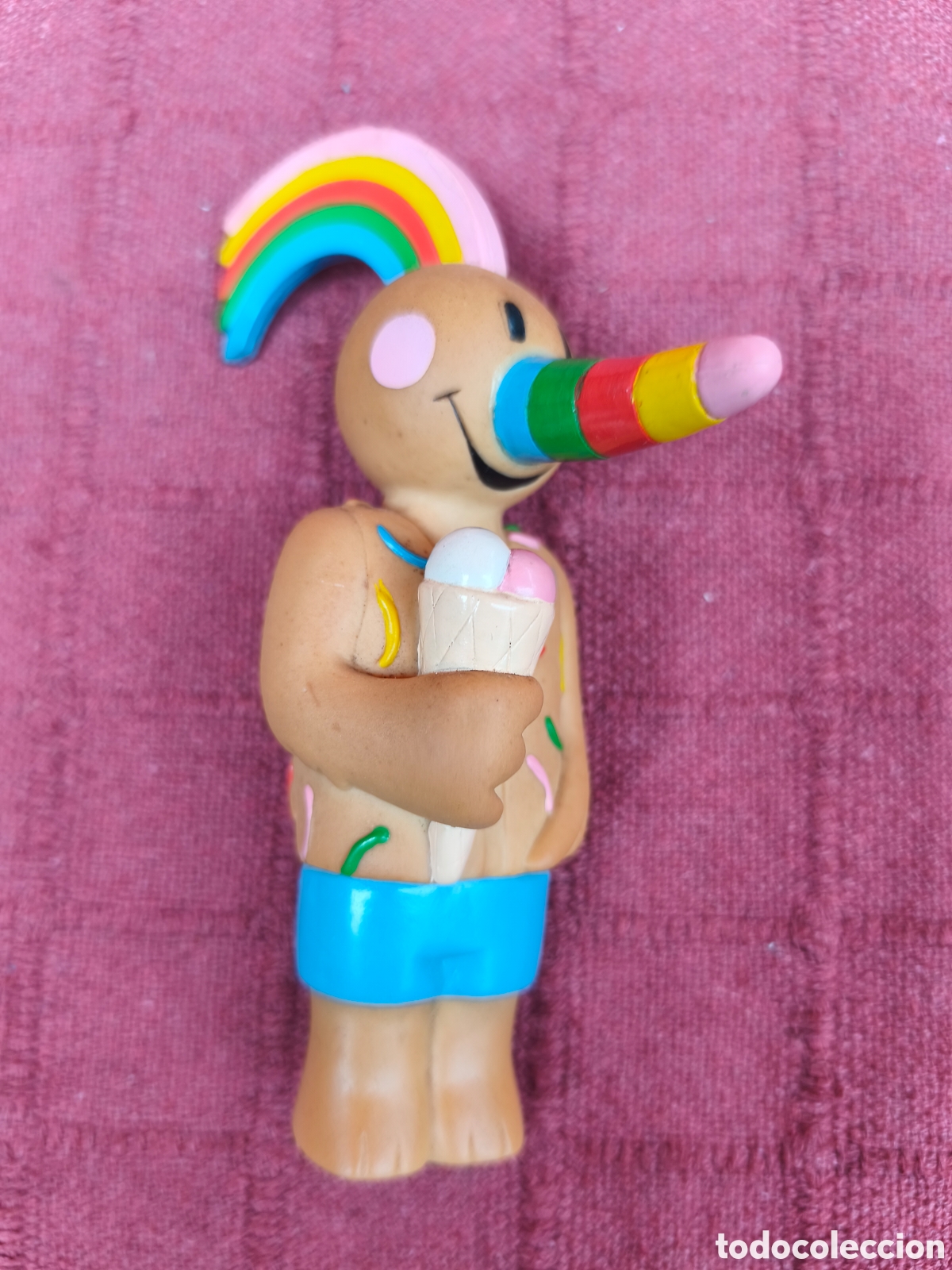 Figuras de goma y PVC: FIGURA DE CURRO MASCOTA DE LA EXPOSICI&Oacute;N EXPO 1992 FIGURA DE CURRO CON HELADO 1992 GOMA O PVC