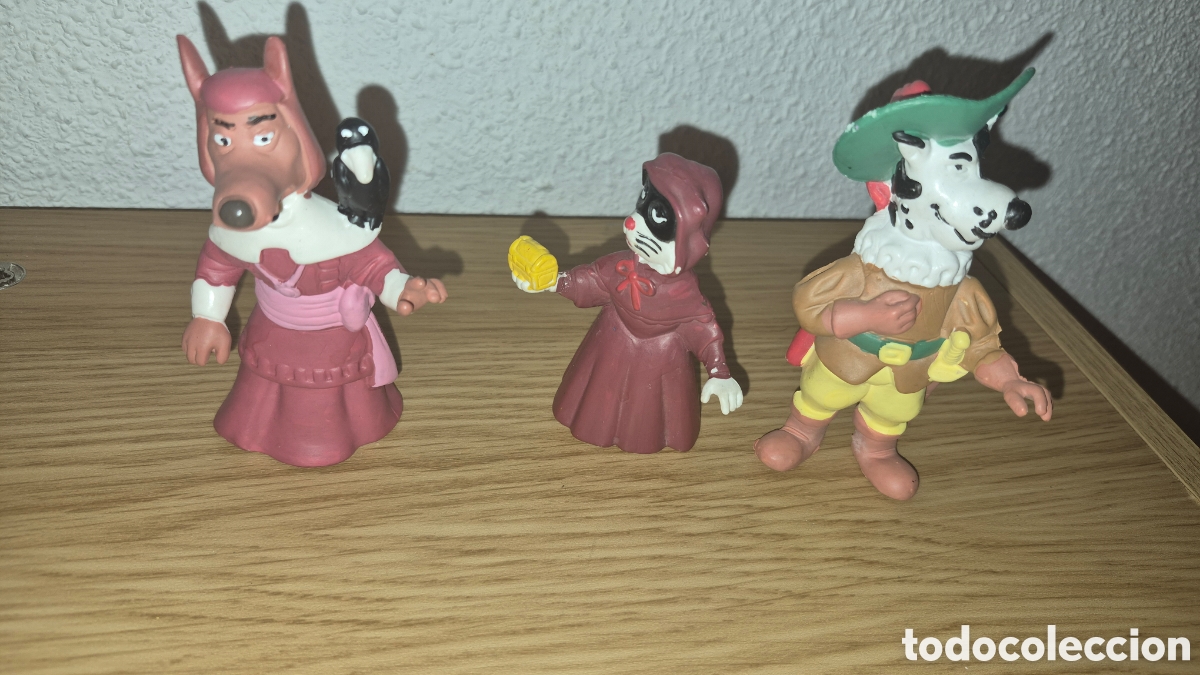 Figuras de goma y PVC: 3 figuras de Dartacan y los Mosqueperros. A&ntilde;os 80.