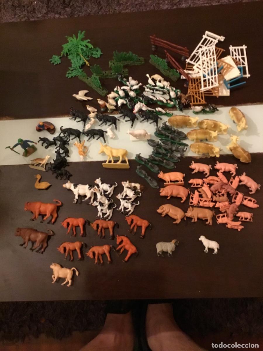 Figuras de goma y PVC: Lote figuras y animales de Granja &iquest;Britains,Jecsan....?