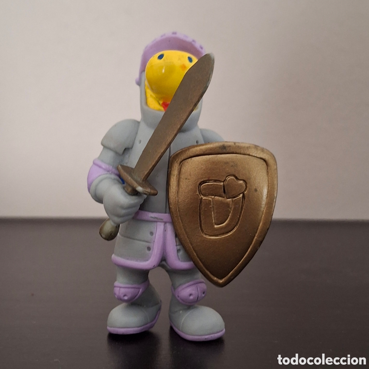 Figuras de goma y PVC: DANONINO ARMADURA MEDIEVAL DINO DINOSAURIO PROMOCIONAL DANONE - FIGURA PVC GOMA