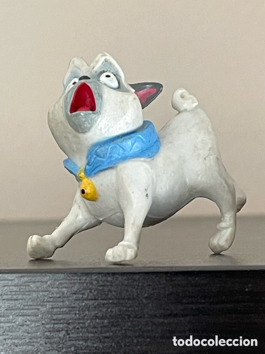 Figuras de goma y PVC: PERCY POCAHONTAS PERRO - PROMOCIONAL NESTLE - FIGURA PVC