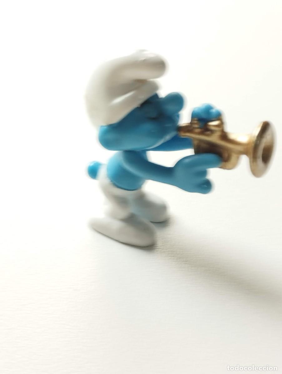 Figuras de goma Kinder: FIGURA COLECCIONABLE PITUFO MUSICO A&Ntilde;OS 90 - TROMPETA