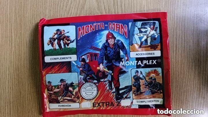 Figuras de goma y PVC: MONTAPLEX MONTAMAN SOBRE BORDES ROJOS CERRADO - EXTRA 2