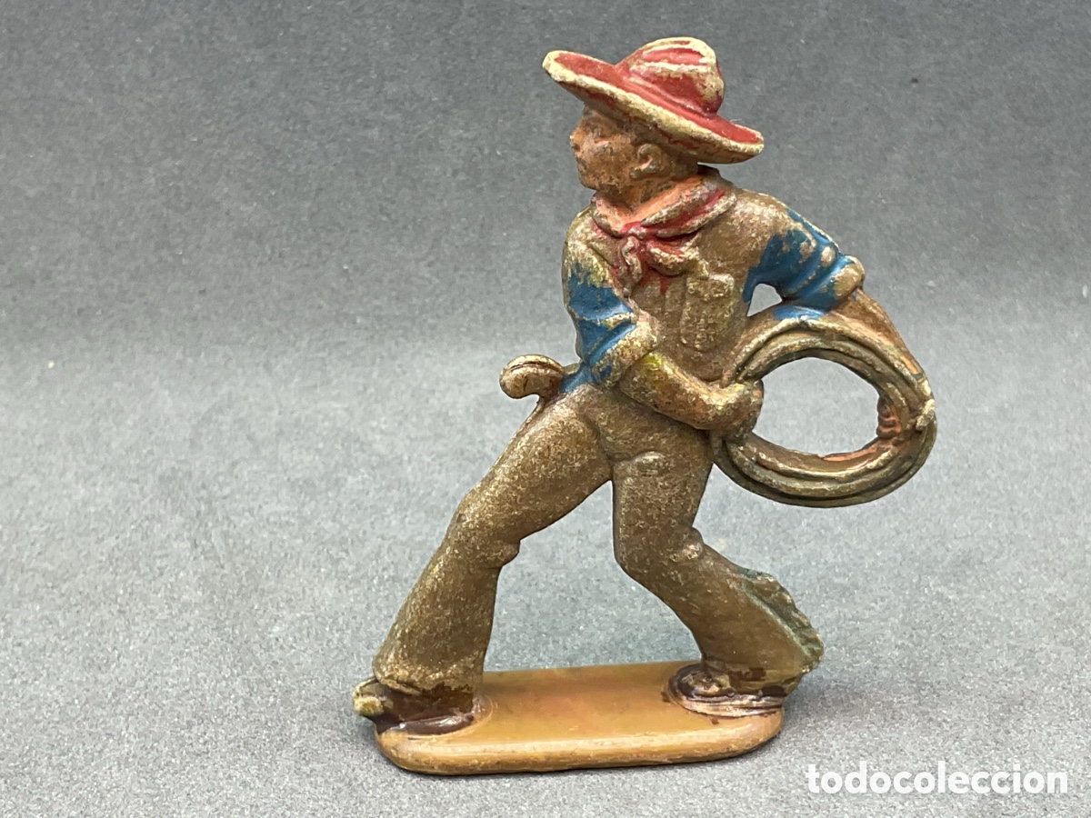 Figuras de goma y PVC: ANTIGUA FIGURA EN PLASTICO Y/O BAQUELITA. COWBOY CON LAZO. FIGURA PLANA. 60MM