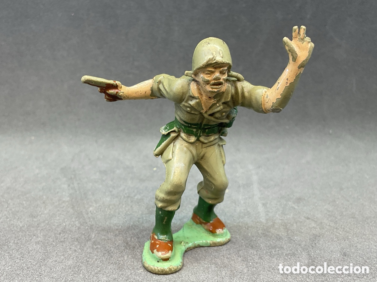 Figuras de goma y PVC: ANTIGUA FIGURA EN PLASTICO Y/O BAQUELITA. SOLDADO II GUERRA MUNDIAL. MADE IN GERMANY.