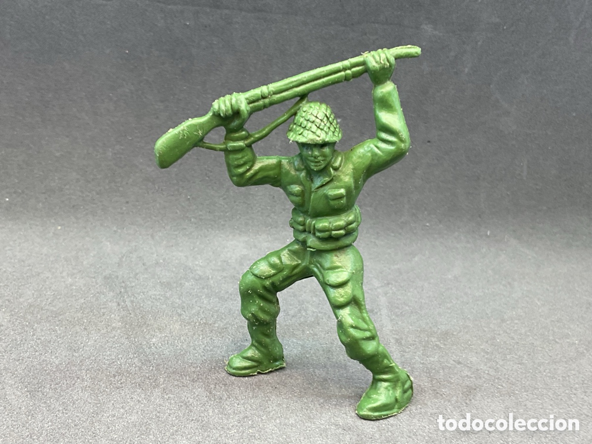 Figuras de goma y PVC: ANTIGUA FIGURA EN PLASTICO SOLDADO II GUERRA MUNDIAL. MADE IN HONG KONG