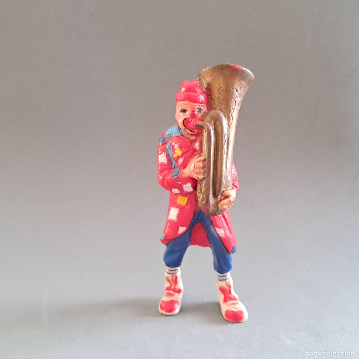 Figuras de goma y PVC: Antiguo payaso de MICOLOR tocando la tuba. Figura PREMIUM a&ntilde;os 90