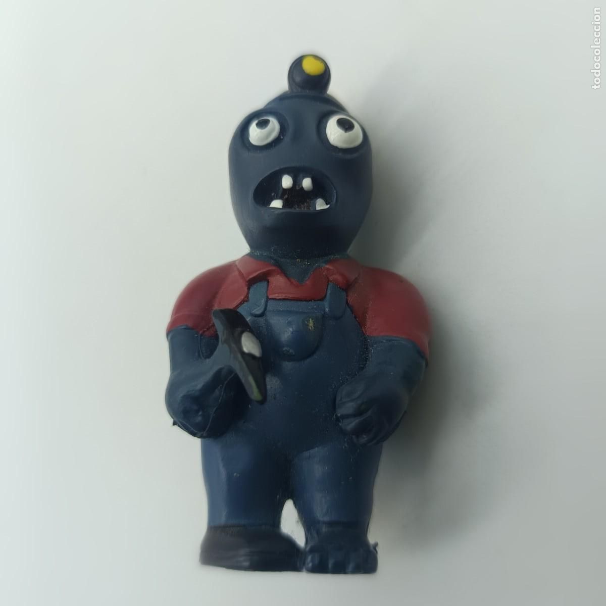 Figuras de goma y PVC: Figura Zombi minero con linterna &ndash; Plants vs. Zombies &ndash; PVC
