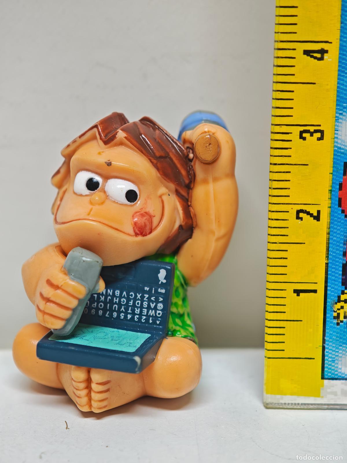 Figuras de goma Kinder: FIGURA KINDER FERRERO TROGLODITAS