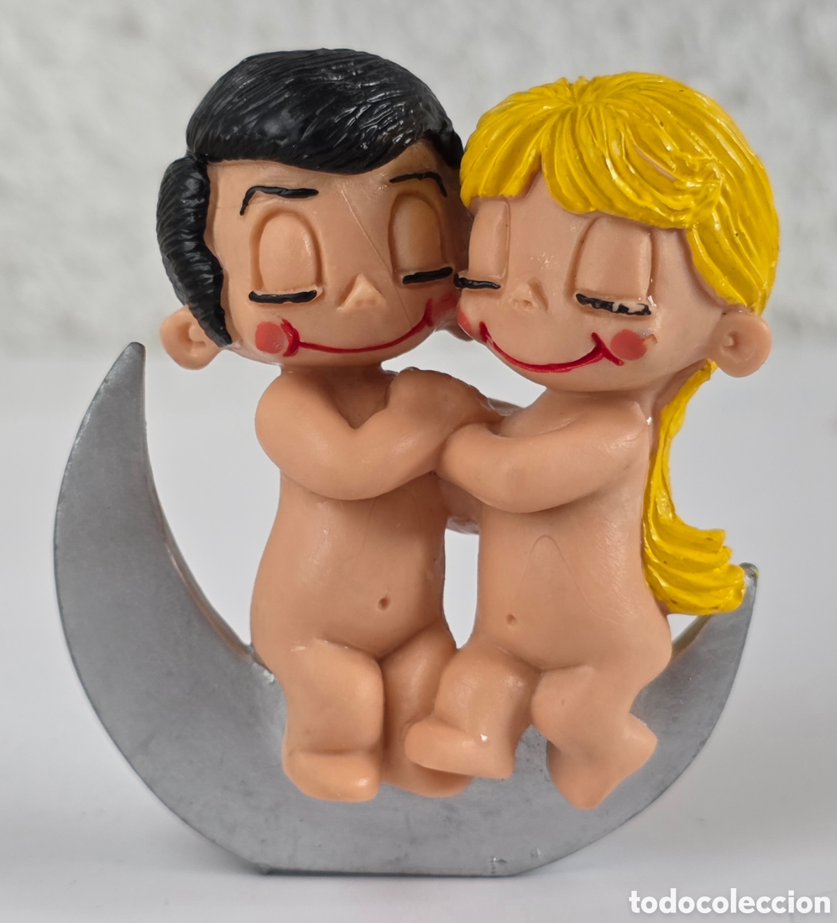 Figuras de goma y PVC: Amor es... Figura goma pvc Love is... - Comics Spain 1988 - Pareja Desnuda sobre la Luna Enamorados