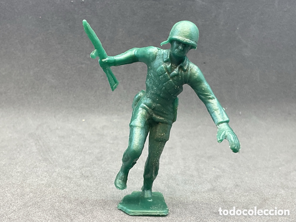 Figuras de goma y PVC: ANTIGUA FIGURA EN PL&Aacute;STICO. OFICIAL II GUERRA MUNDIAL..