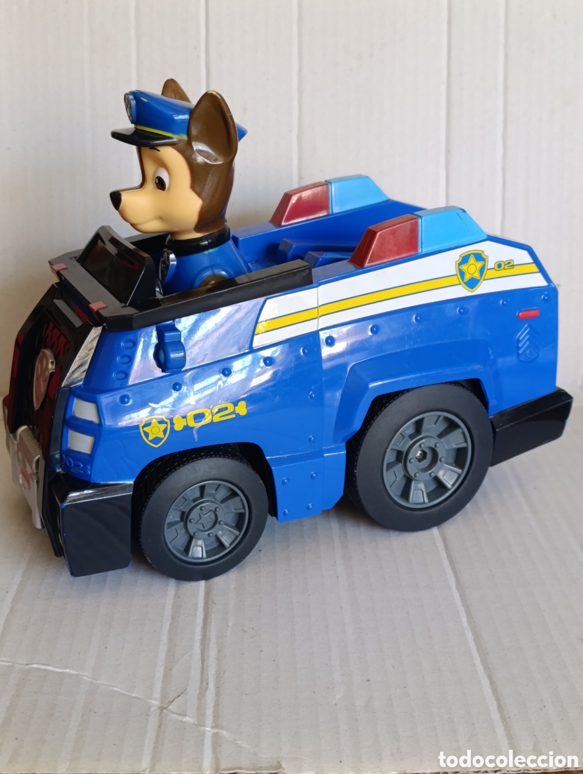 Figuras de goma y PVC: TANQUETA POLICIAL,PATRULLA CANINA.SIN MANDO.