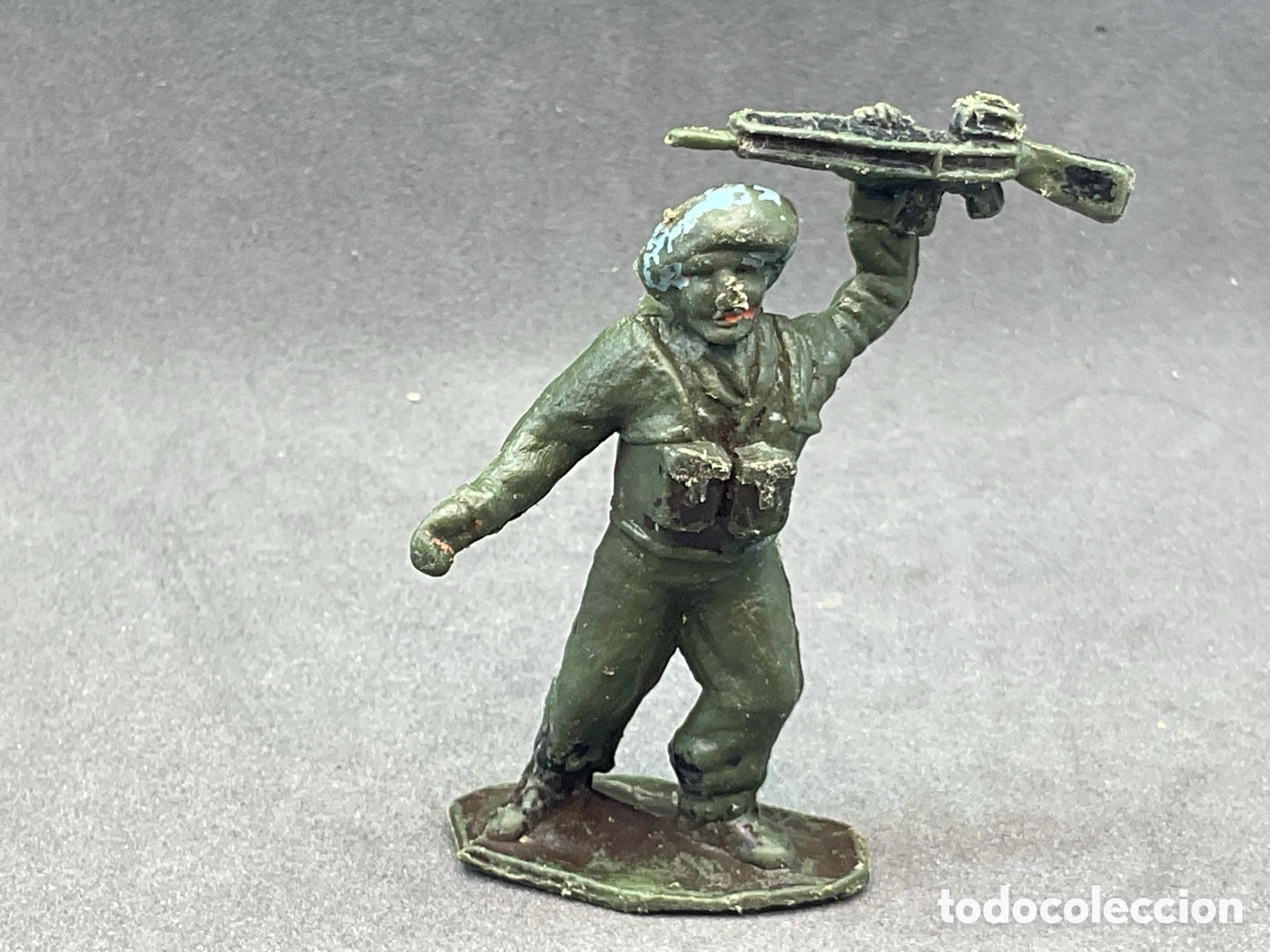 Figuras de goma y PVC: ANTIGUA FIGURA EN PL&Aacute;STICO. SOLDADO II GUERRA MUNDIAL. MADE IN HONG KONG