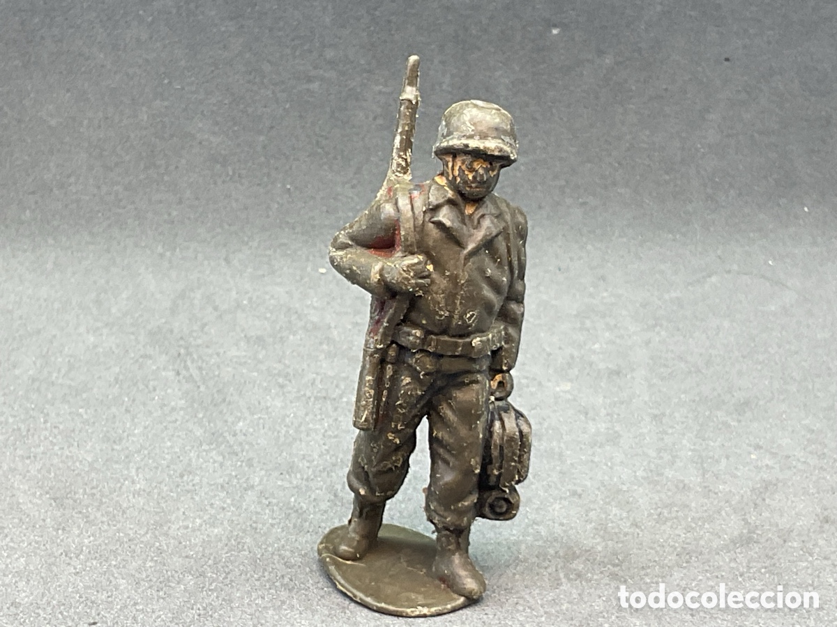 Figuras de goma y PVC: ANTIGUA FIGURA EN PL&Aacute;STICO. SOLDADO II GUERRA MUNDIAL. SIN MARCA VISIBLE