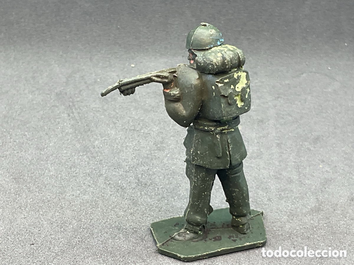 Figuras de goma y PVC: ANTIGUA FIGURA EN PL&Aacute;STICO. SOLDADO II GUERRA MUNDIAL. LONE STAR. MADE IN BRITAIN