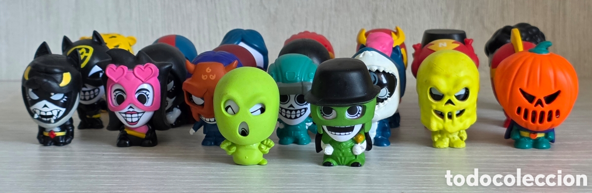 Gummi- und PVC-Figuren: 23 Figuras goma pvc Super Masked - Panini - Calavera Calabaza Alien... Falta Screen Shot - Cabezones