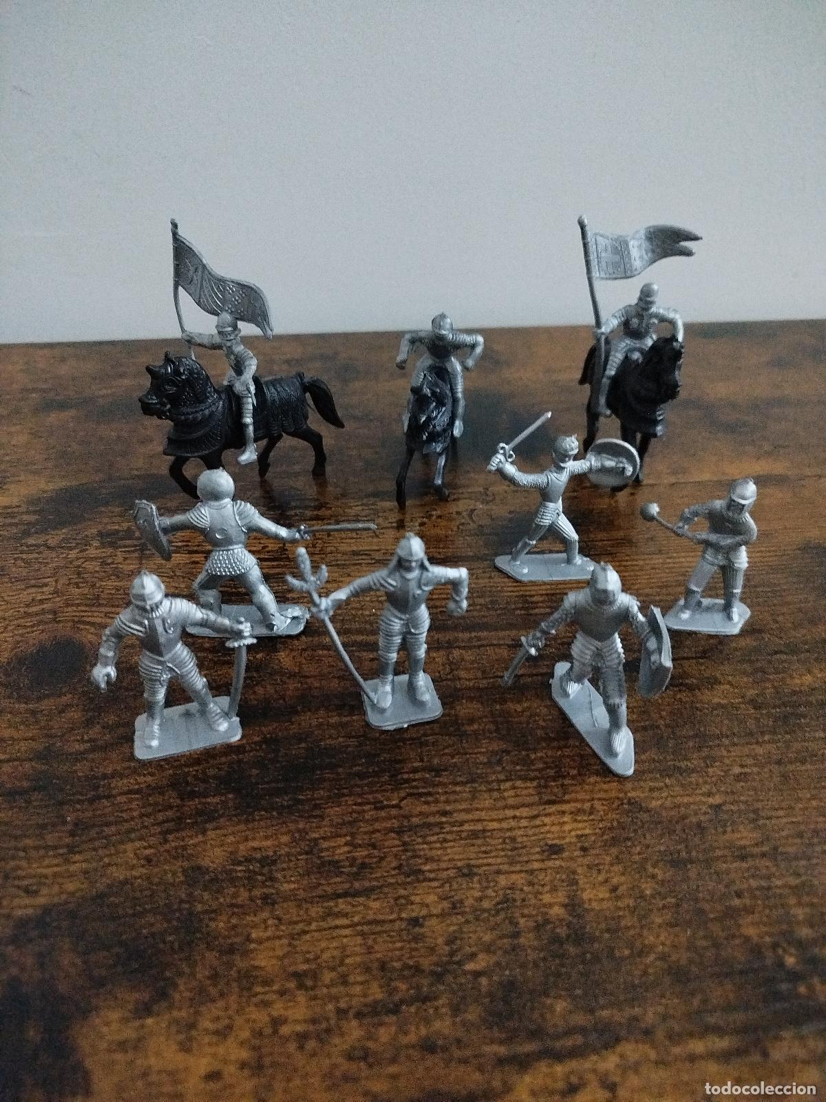 Figuras de goma y PVC: GUERREROS DE LAS CRUZADAS, SOLDADOS MEDIEVALES, DE NACORAL, A&Ntilde;OS 60