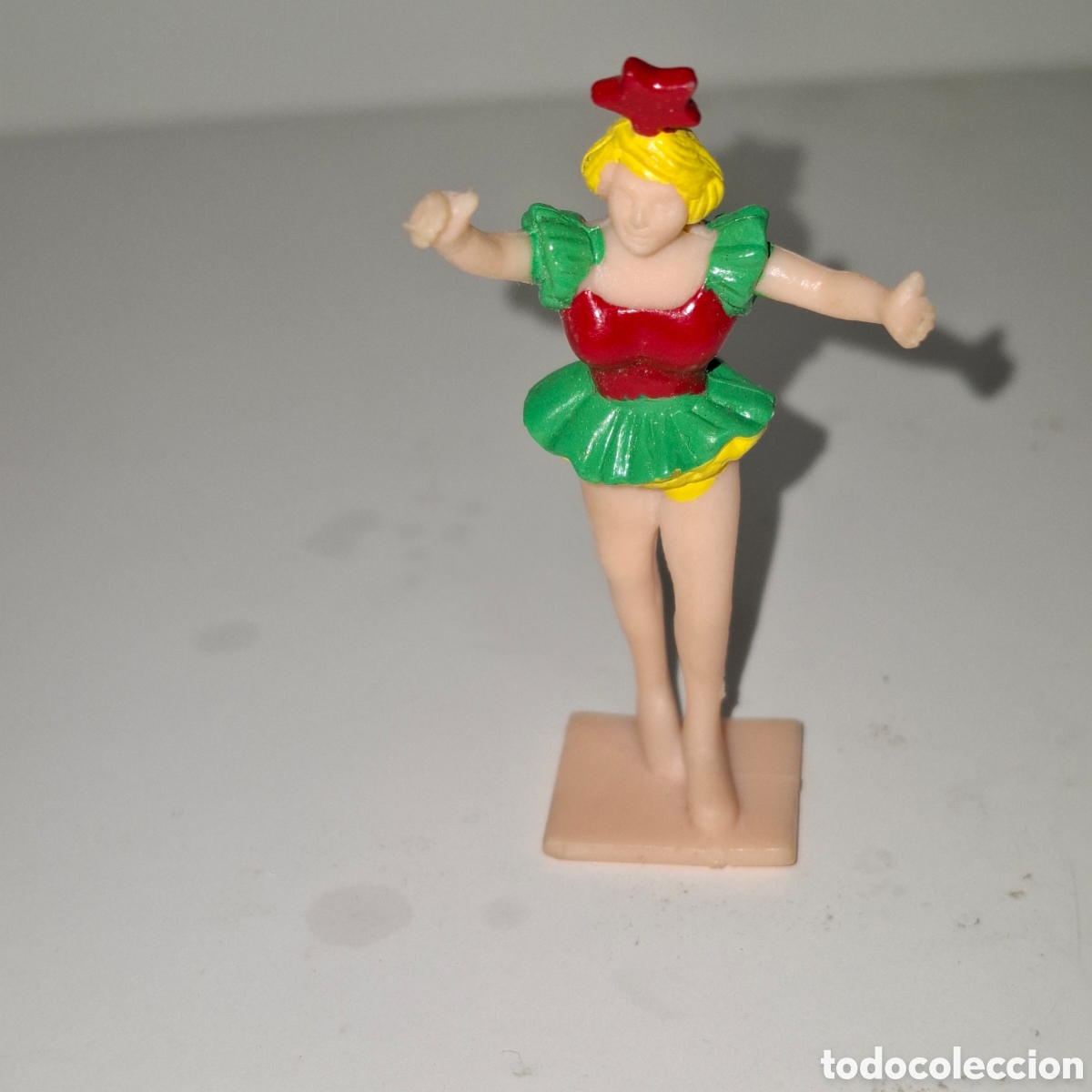 Figuras de goma y PVC: FIGURA DE PVC PERSONAJE DE CIRCO BAILARINA