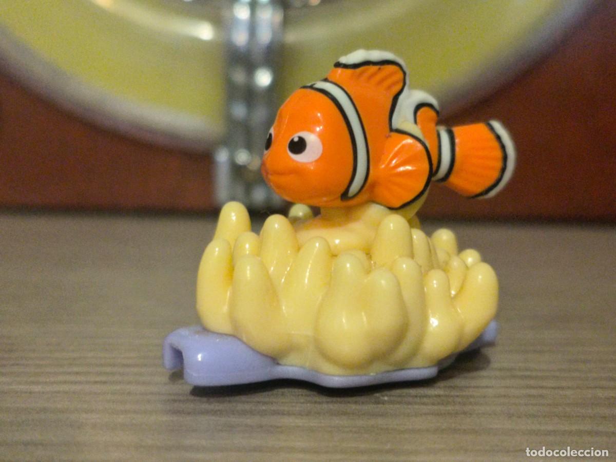 Figuras de goma Kinder: FIGURA KINDER NEMO BUSCANDO A DORI 2014