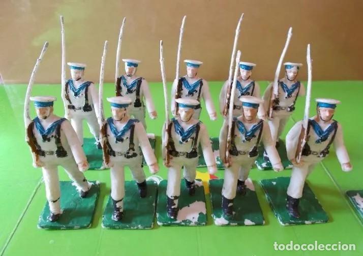 Figuras de goma y PVC: REAMSA DESFILES 11 SOLDADOS INFANTERIA MARINA BLANCOS ORIGINAL A&Ntilde;OS 70 DESFILE NO GOMARSA RTOY