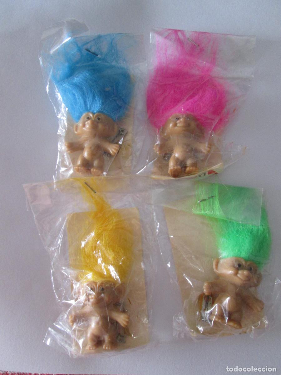 Figuras de goma y PVC: 4 BROCHES MU&Ntilde;ECOS DROLL 3 CM - DIVAL - SIN DESEMBALAR - A&Ntilde;OS 80/90