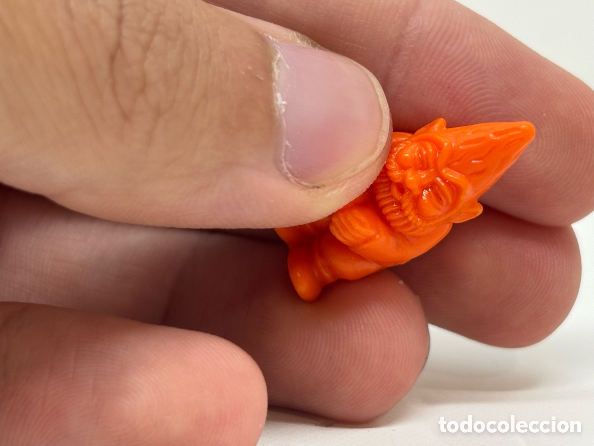 Figuras de goma y PVC: DAVID GNOMO DUNKIN NARANJA - Foto 5
