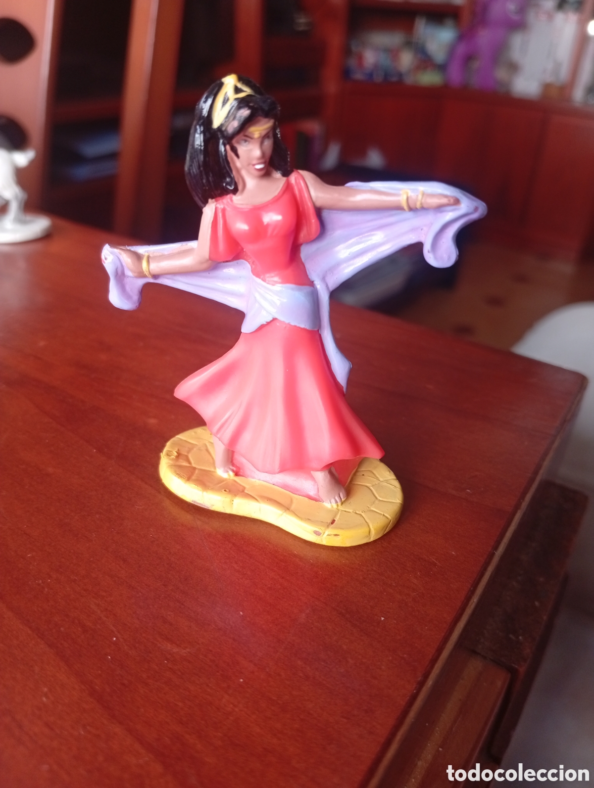Figuras de goma y PVC: MU&Ntilde;ECO FIGURA PVC JOROBADO DE NOTRE DAME PROMOCIONAL CEREALES KELLOGG&acute;S DISNEY ESMERALDA