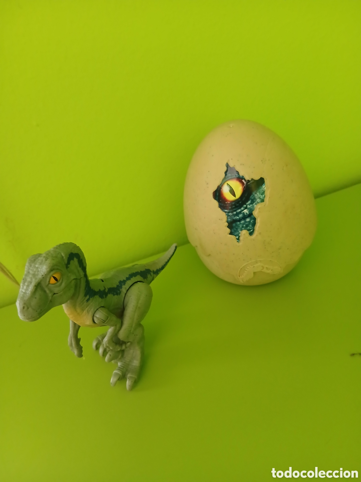 Rubber and PVC Figures: Dinosaurio Beb&eacute; Blue de Jurasic Worl