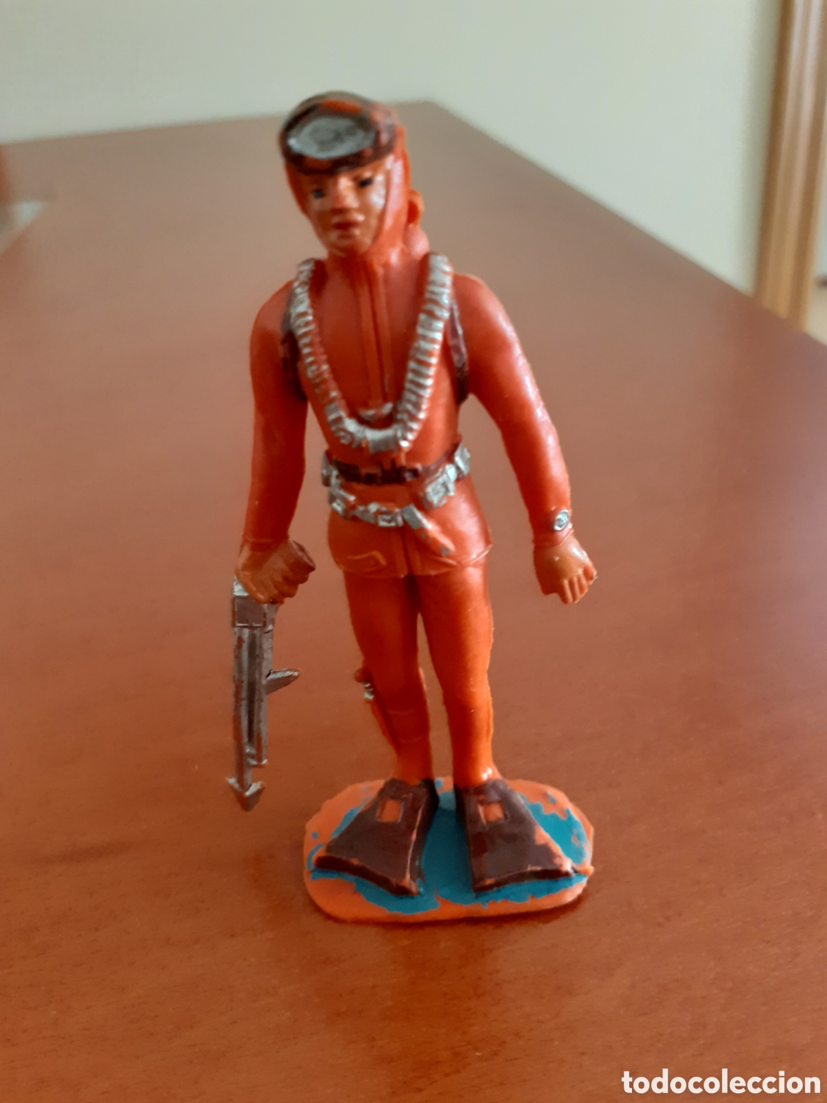 Figuras de goma y PVC: FIGURA SUBMARINISTA SERIE ACUARAMA CON BOMBONA JECSAN,PECH,REAMSA