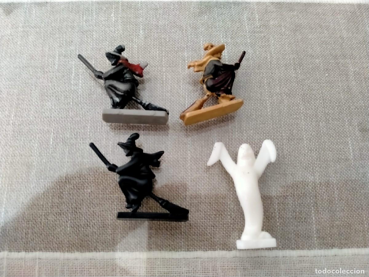 Figuras de goma y PVC: figuras exin castillos lote bruja etc